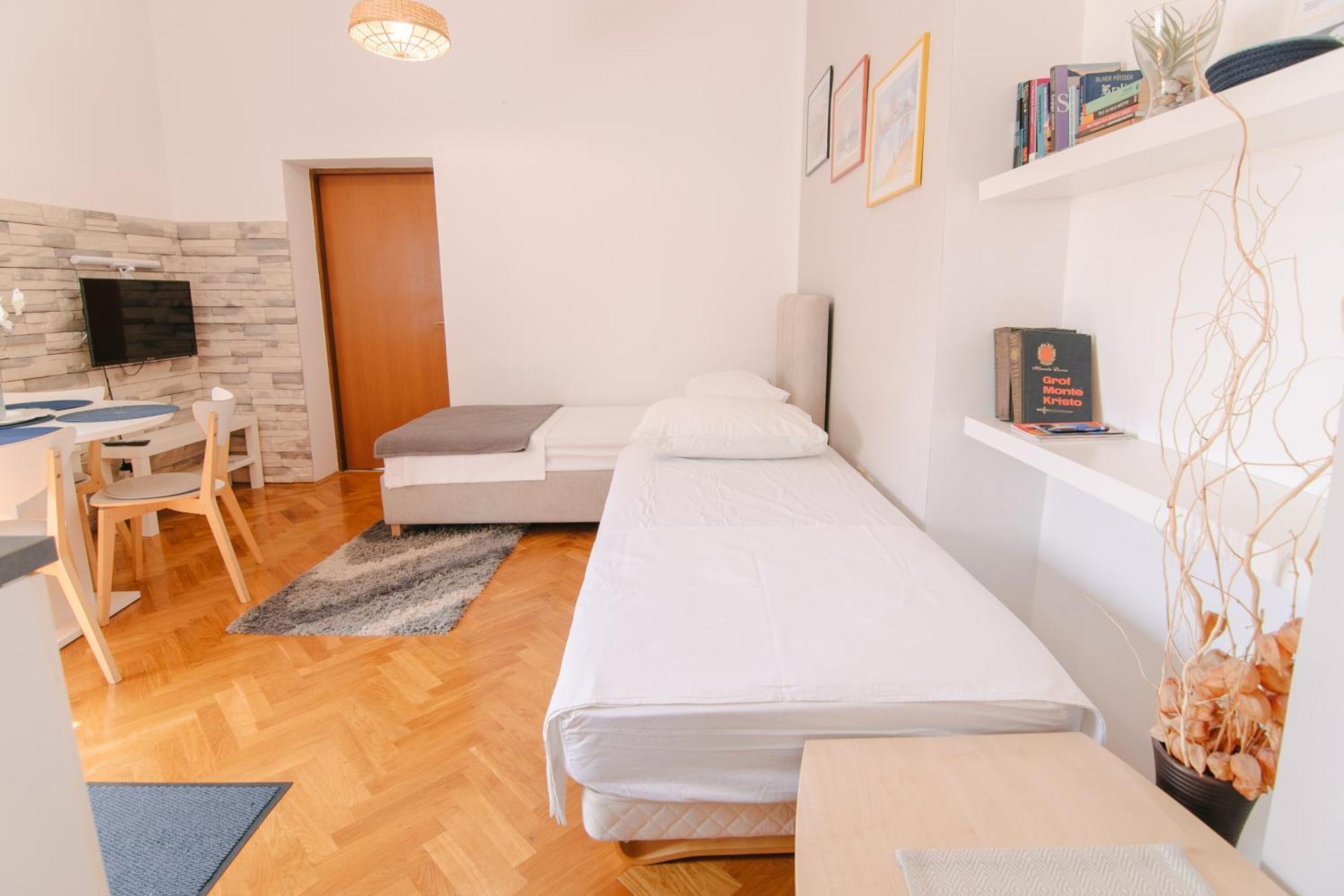 Apartments Sab Ogulin Exterior foto